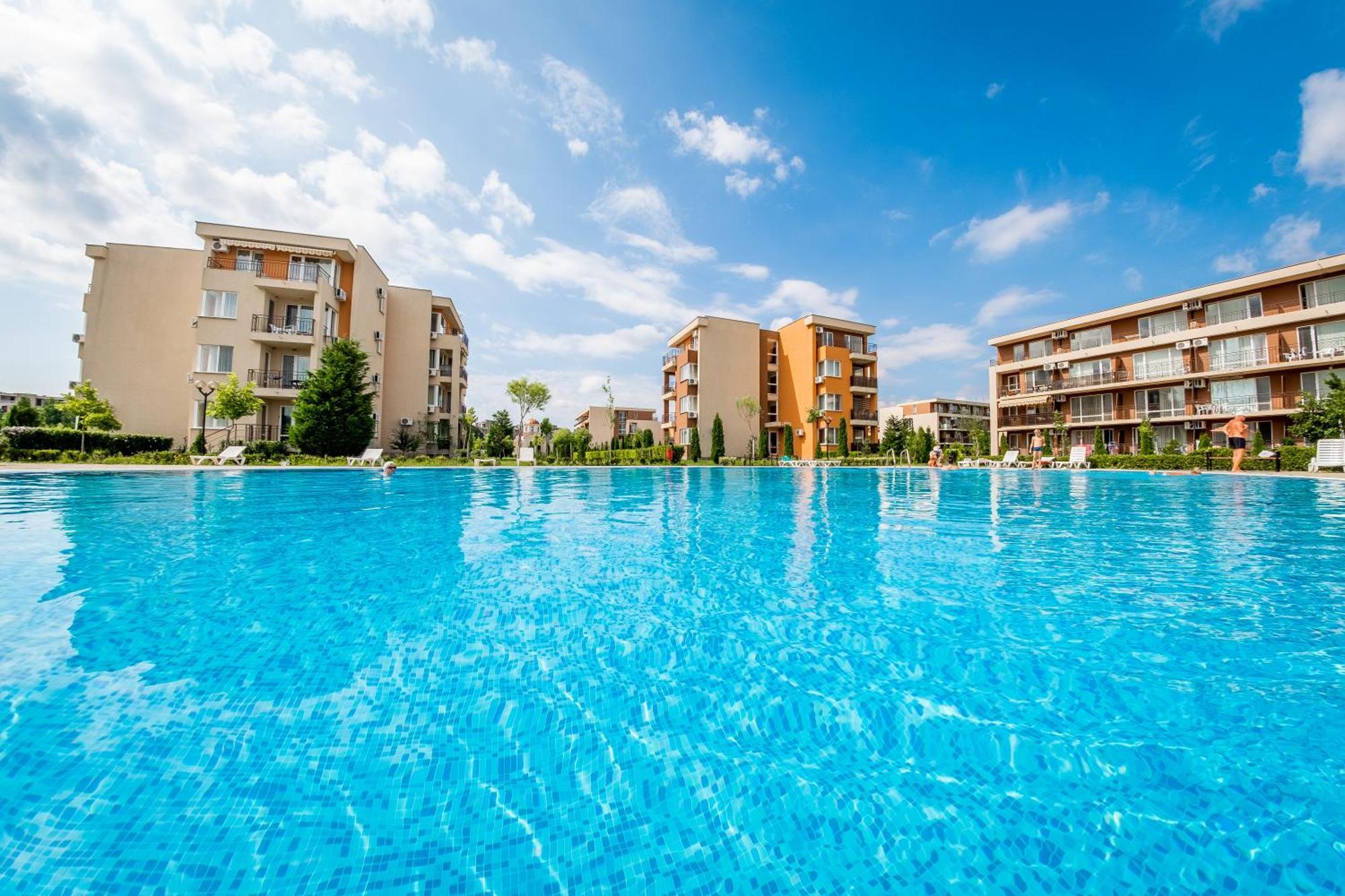 Holiday Garden Resort Sunny Beach Exterior foto