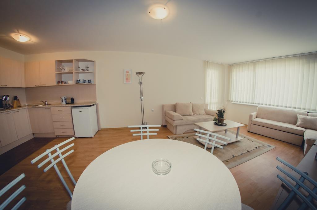 Holiday Garden Resort Sunny Beach Quarto foto